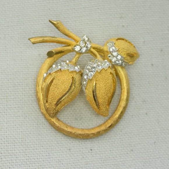 MCM Vintage BSK  Flower Buds In Bloom Brooch Gold Tone & Rhinestone - Picture 2 of 9